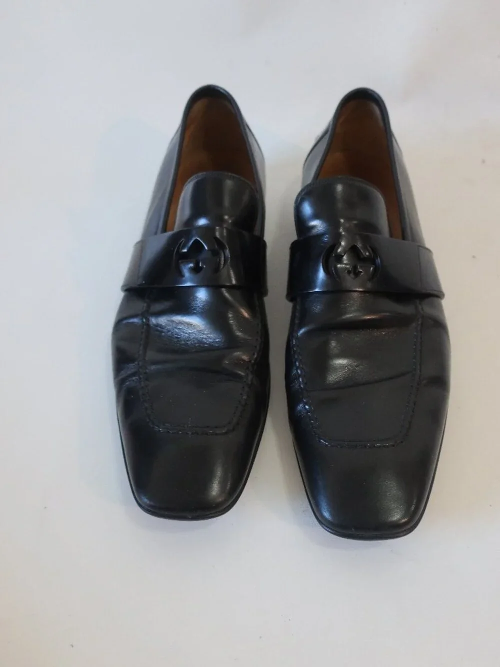 Gucci Black Leather Logo-Trim Slip-On Loafers
